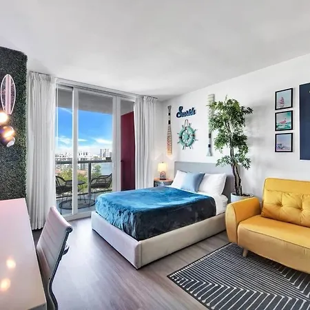 5-Min Walk To The Beach! Views! Cozy Unique Studio-3